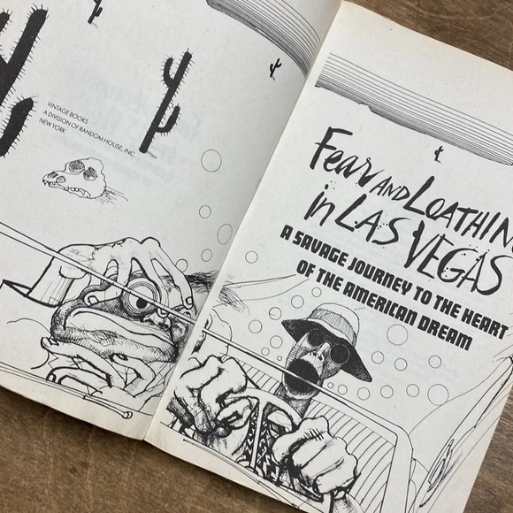 Fear & loathing in Las Vegas paperback book - Picture 4 of 8